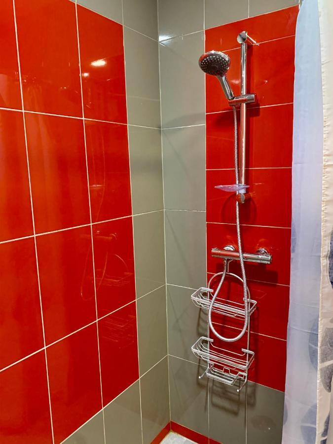 Splendide Studio Au Coeur Historique De Frejus Apartment Екстериор снимка
