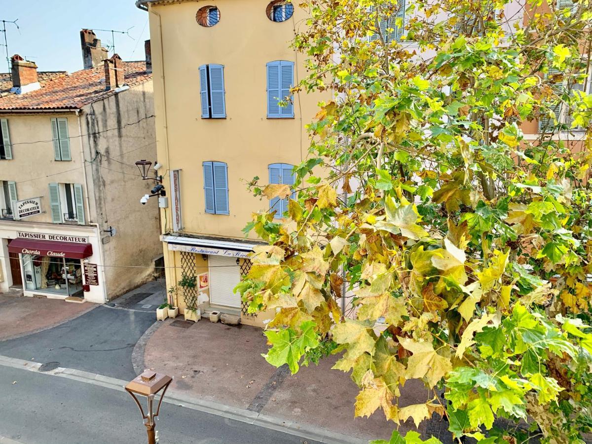 Splendide Studio Au Coeur Historique De Frejus Apartment Екстериор снимка