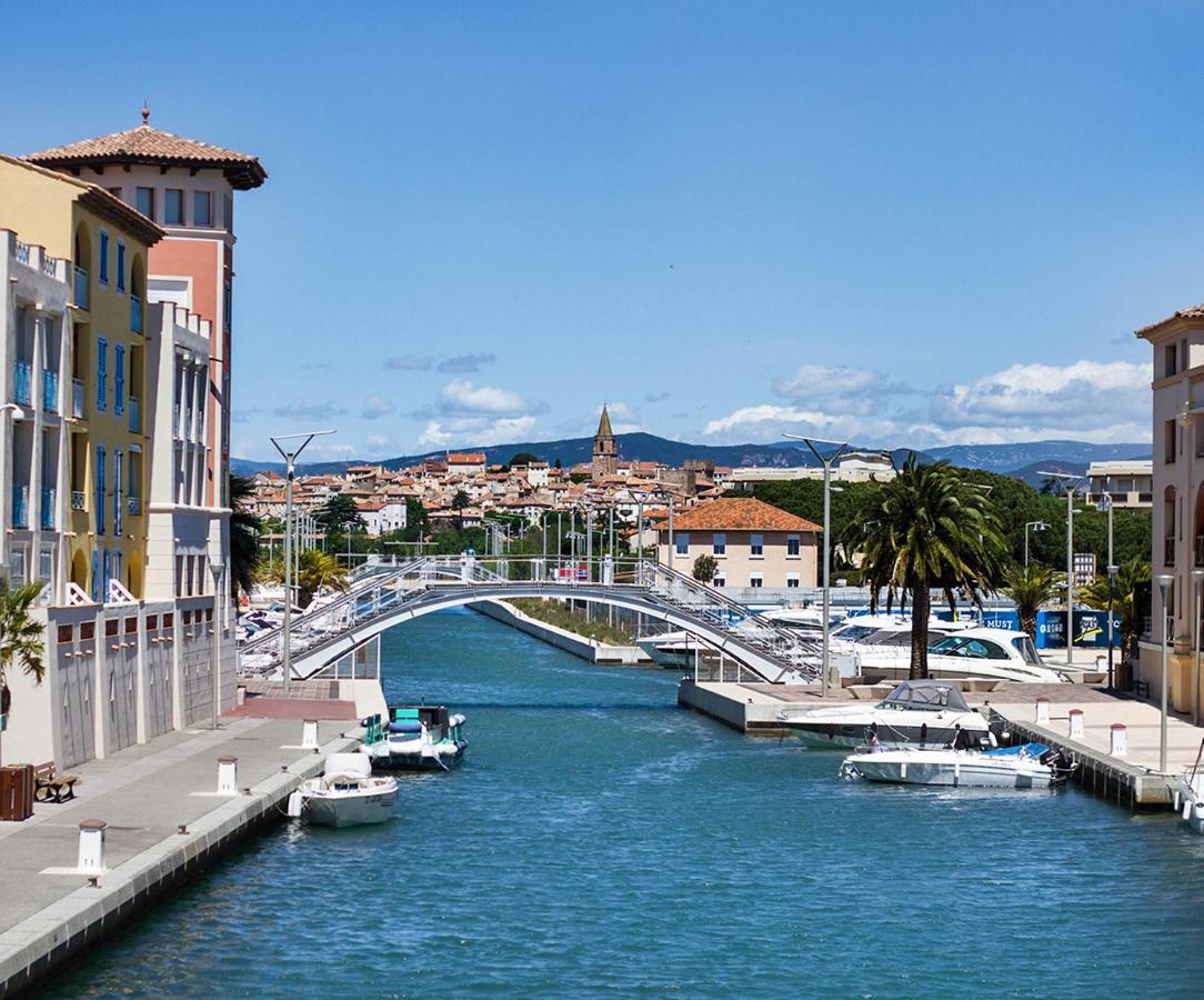Splendide Studio Au Coeur Historique De Frejus Apartment Екстериор снимка