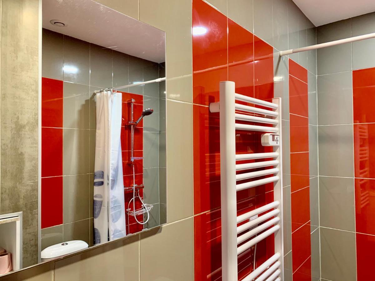Splendide Studio Au Coeur Historique De Frejus Apartment Екстериор снимка
