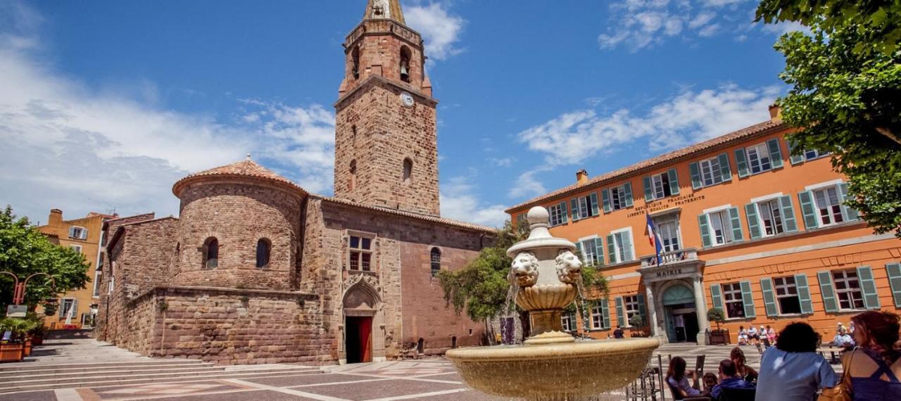 Splendide Studio Au Coeur Historique De Frejus Apartment Екстериор снимка